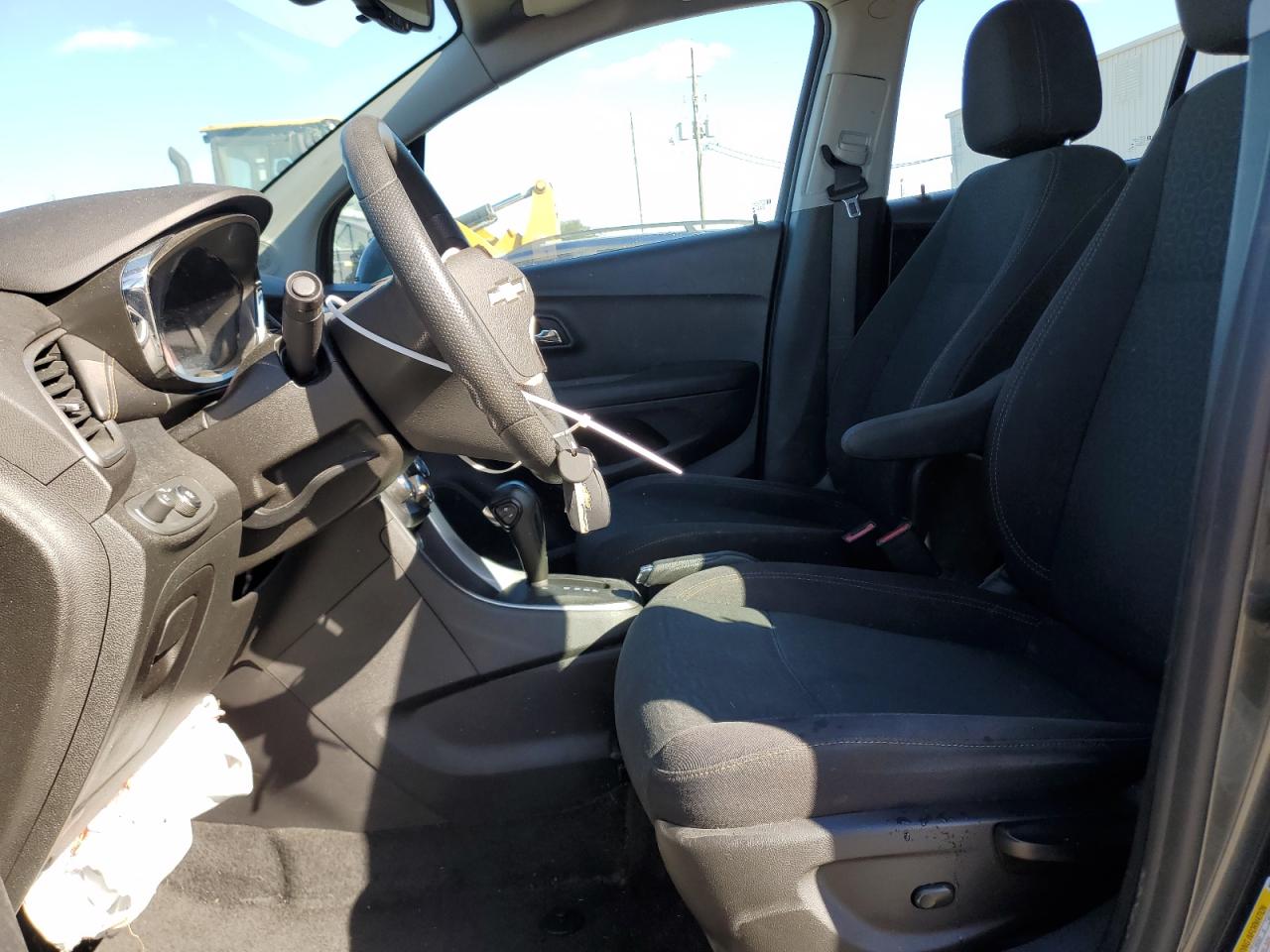 2020 Chevrolet Trax Ls VIN: 3GNCJKSB1LL216636 Lot: 90704955