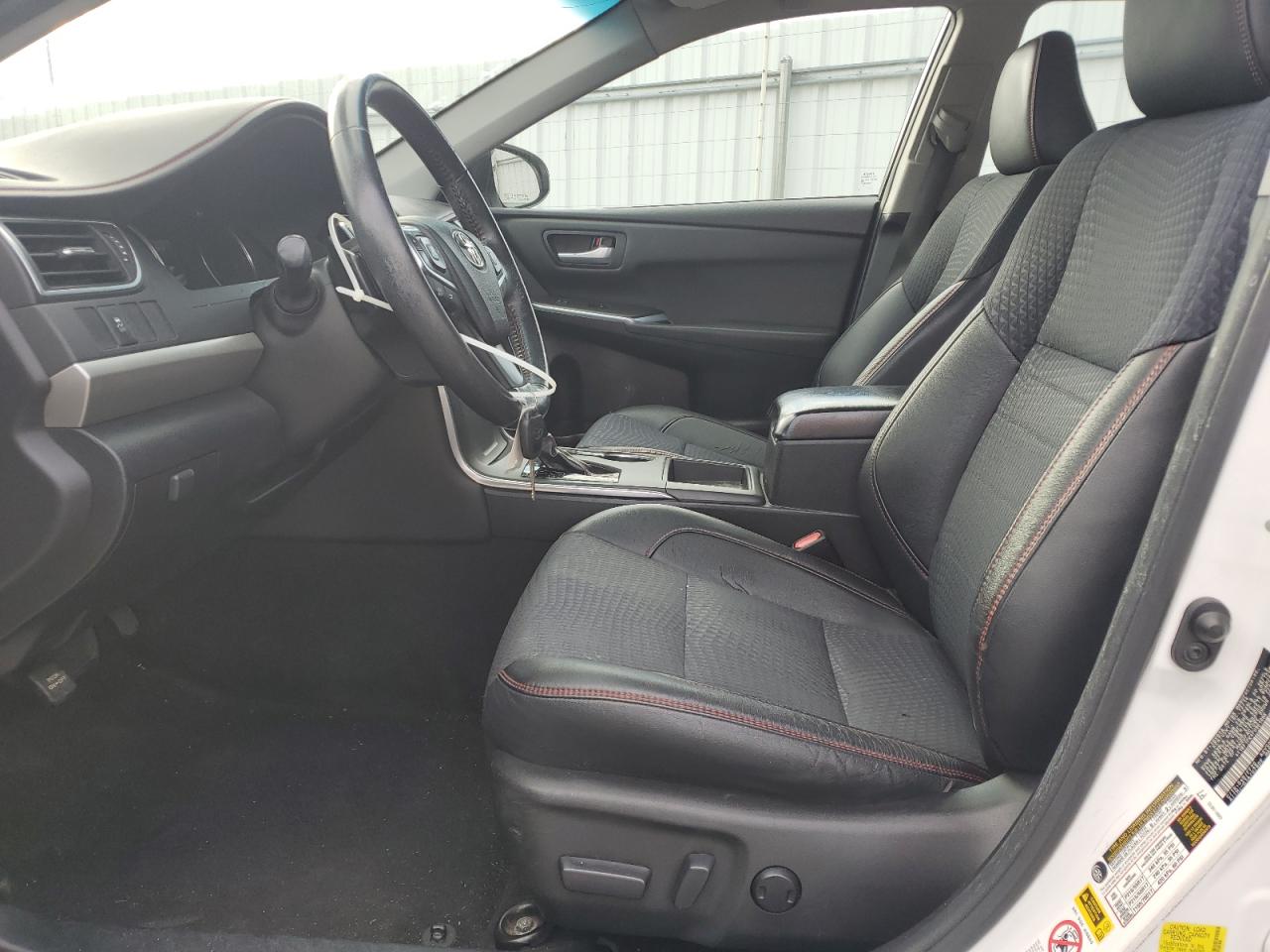 2015 Toyota Camry Le VIN: 4T1BF1FK4FU901066 Lot: 82366655