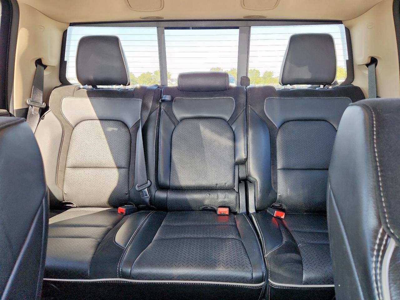 2019 Ram 1500 Laramie VIN: 1C6SRFJT2KN727342 Lot: 85397575