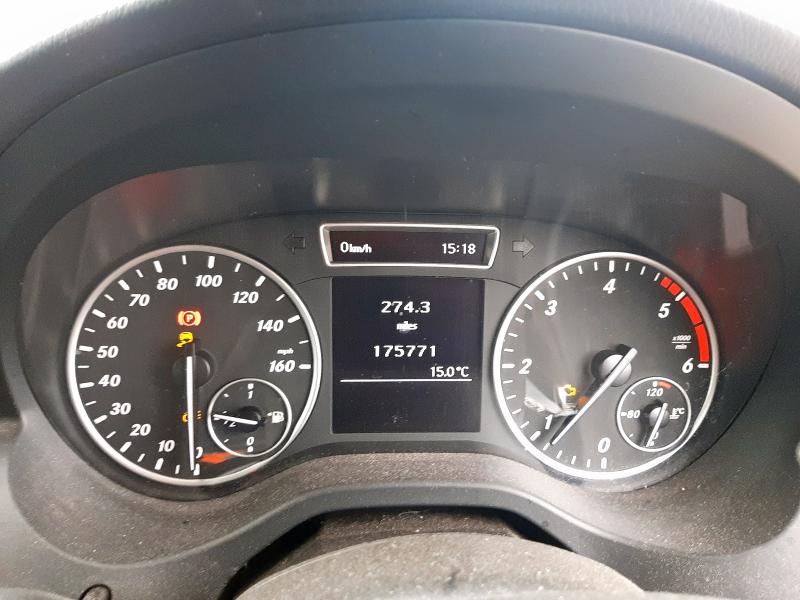 2013 MERCEDES-BENZ A180 BLUEEFFICIENCY SE CD 