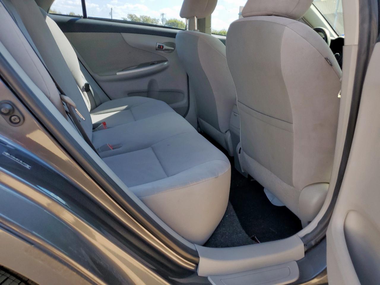 2011 Toyota Corolla Base VIN: JTDBU4EE3BJ107887 Lot: 84295185