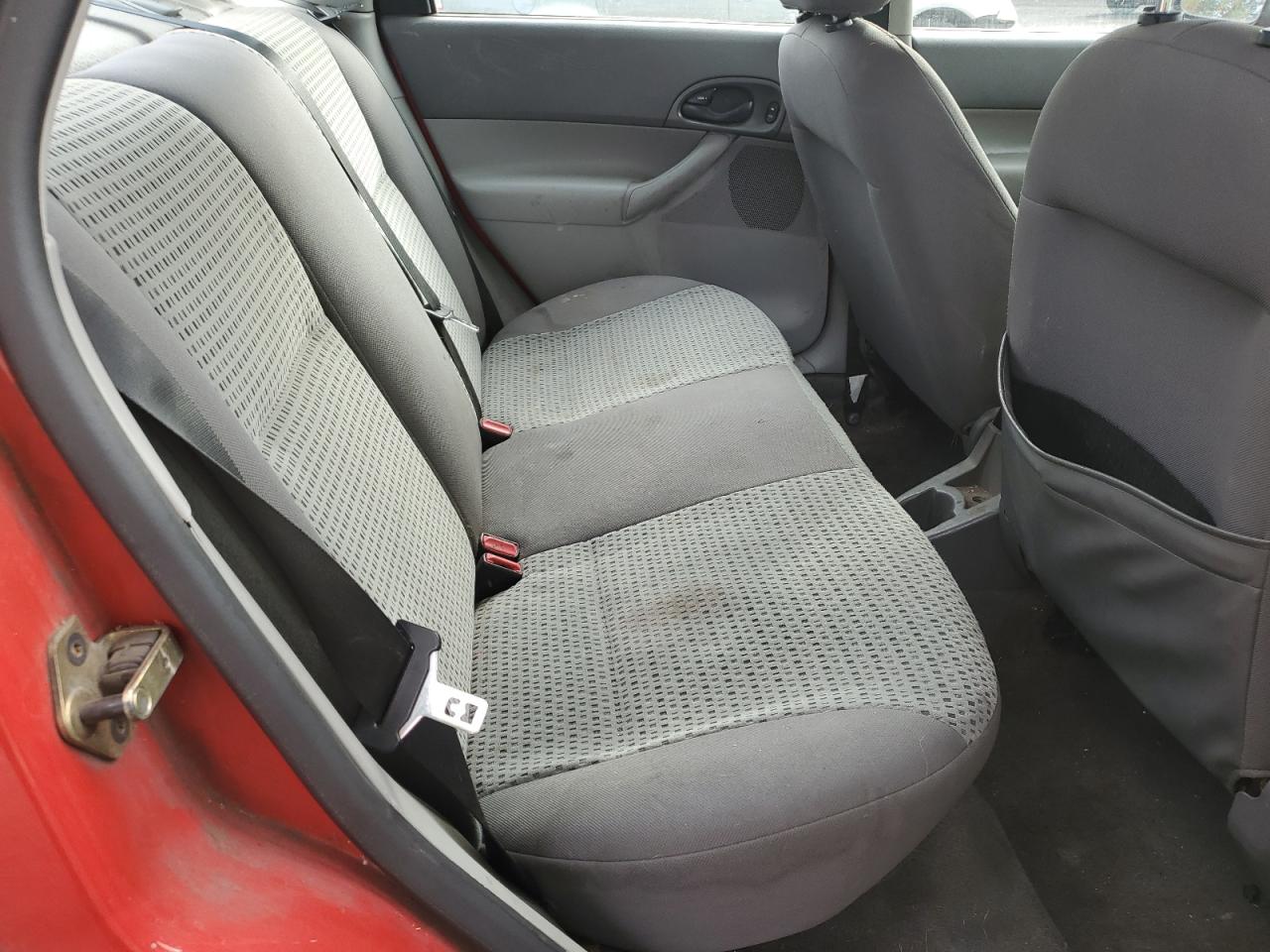 2005 Ford Focus Zx4 VIN: 1FAFP34NX5W271770 Lot: 82242815