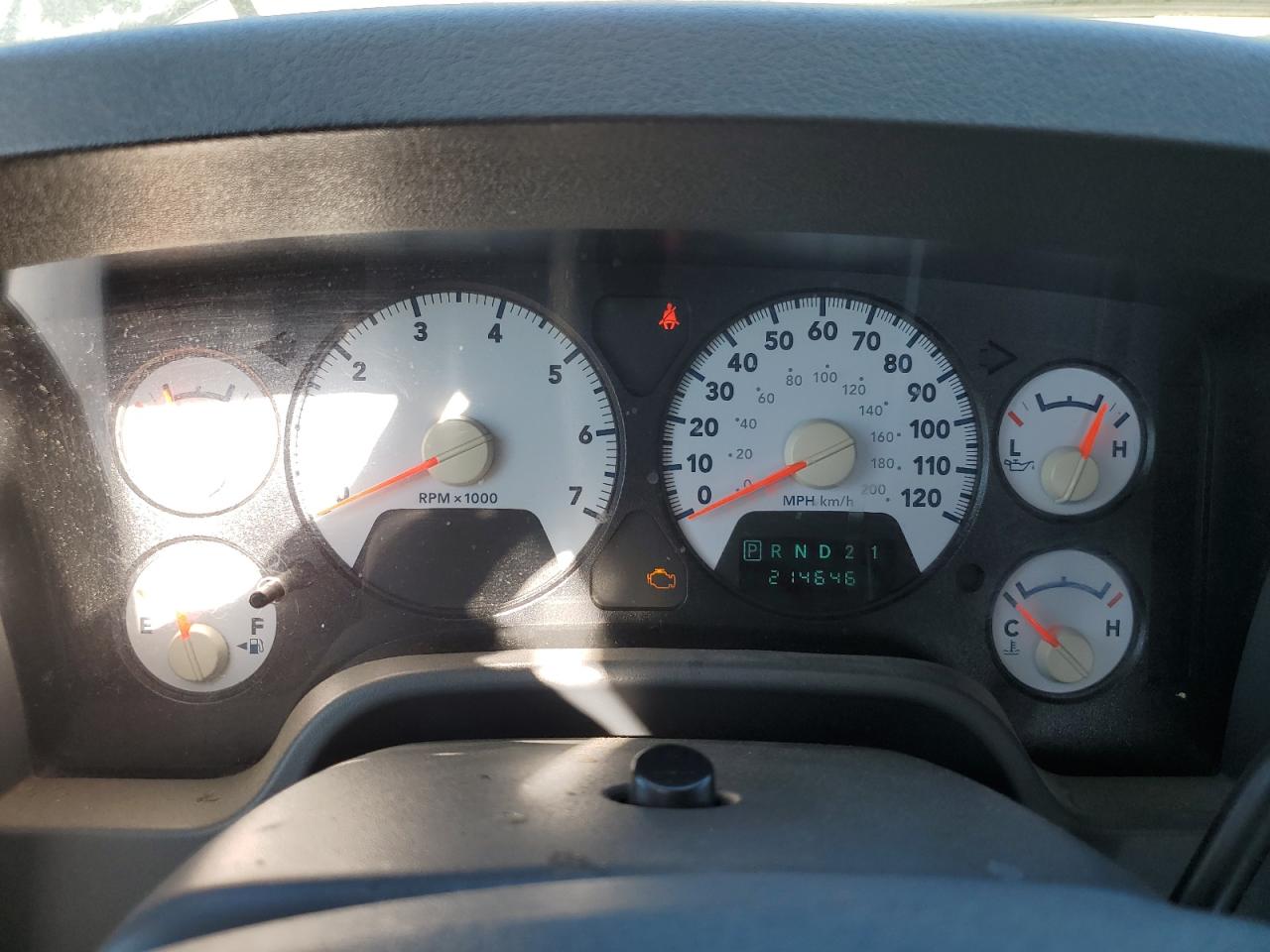 2008 Dodge Ram 1500 St VIN: 1D7HU18258S524172 Lot: 82213075