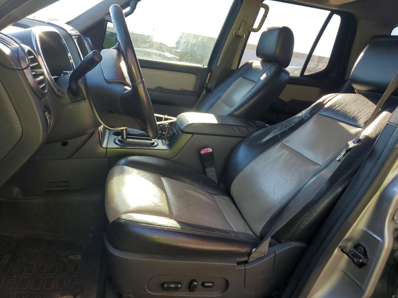 2008 Ford Explorer Sport Trac Limited VIN: 1FMEU53858UA16798 Lot: 90126795