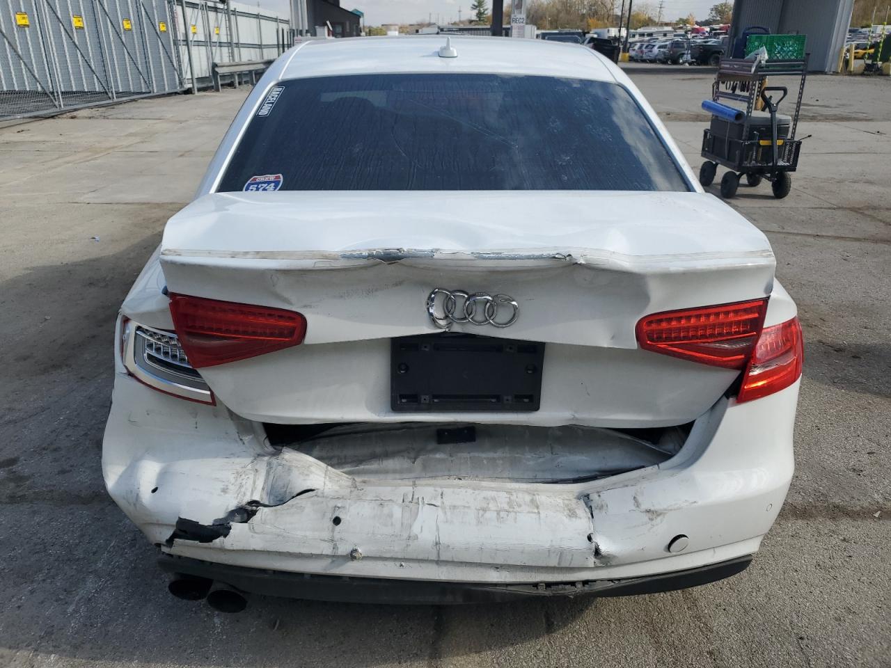 2013 Audi A4 Premium Plus VIN: WAUFFAFL7DN004777 Lot: 89627065