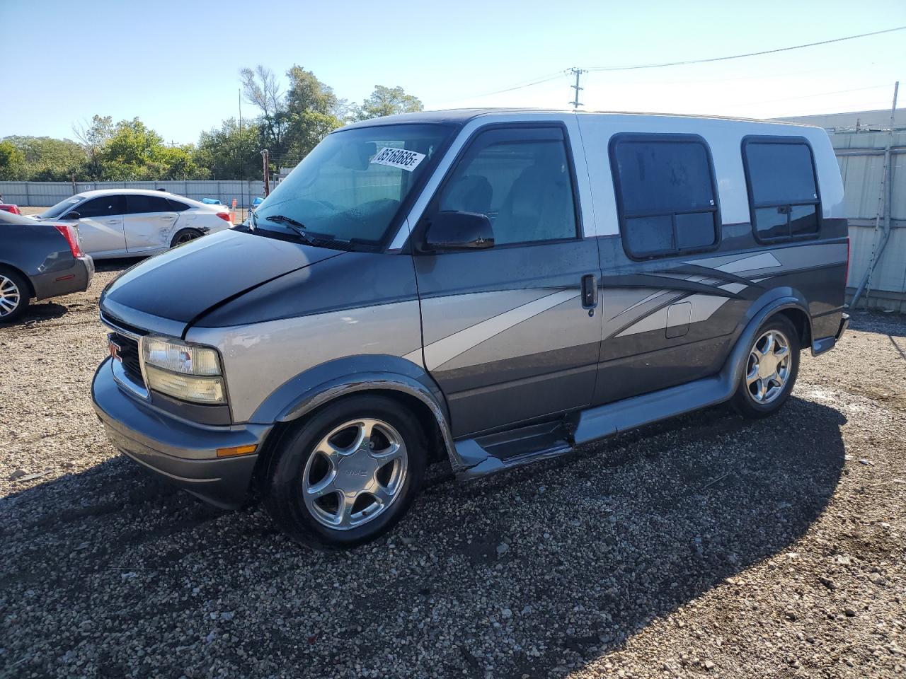 2003 GMC Safari Xt