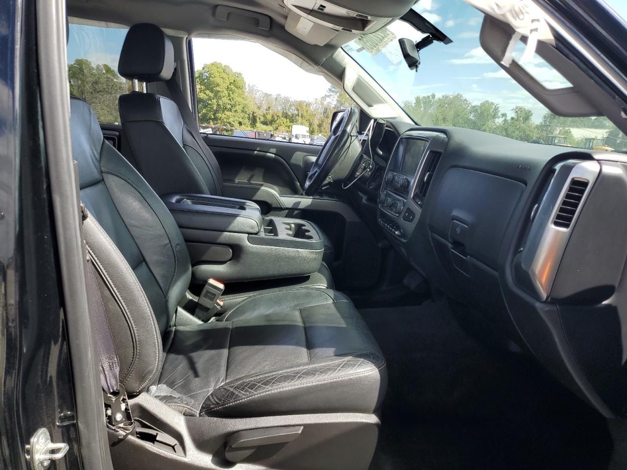 2017 Chevrolet Silverado K1500 Lt VIN: 3GCUKREC4HG199578 Lot: 82227065