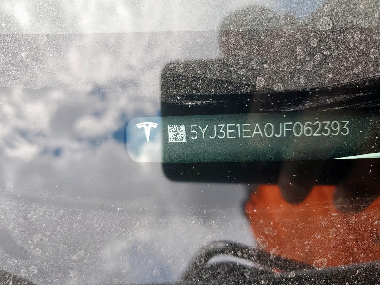 2018 Tesla Model 3 VIN: 5YJ3E1EA0JF062393 Lot: 85648285