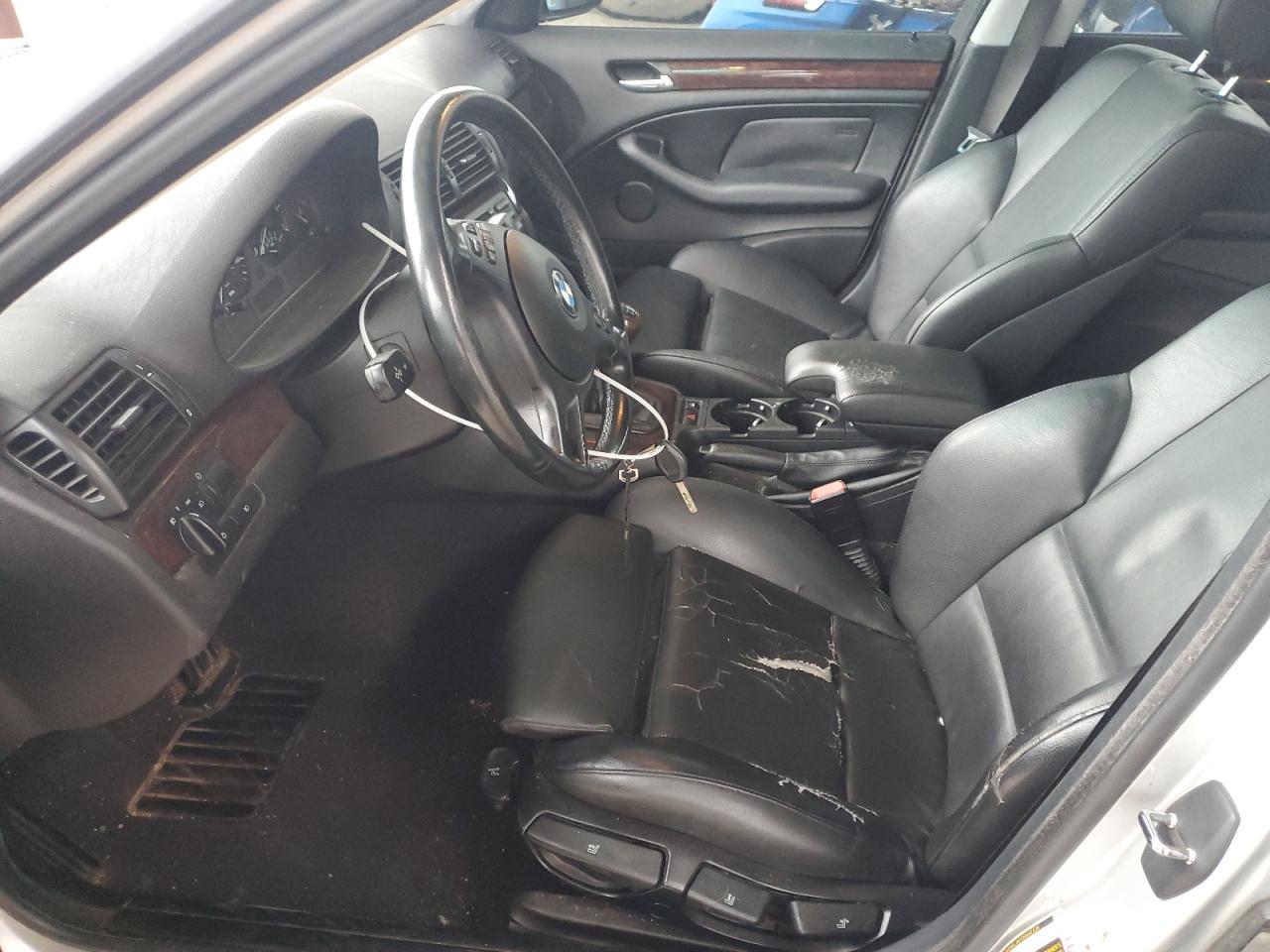 2005 BMW 325 Xi VIN: WBAEU33465PF63059 Lot: 82245405