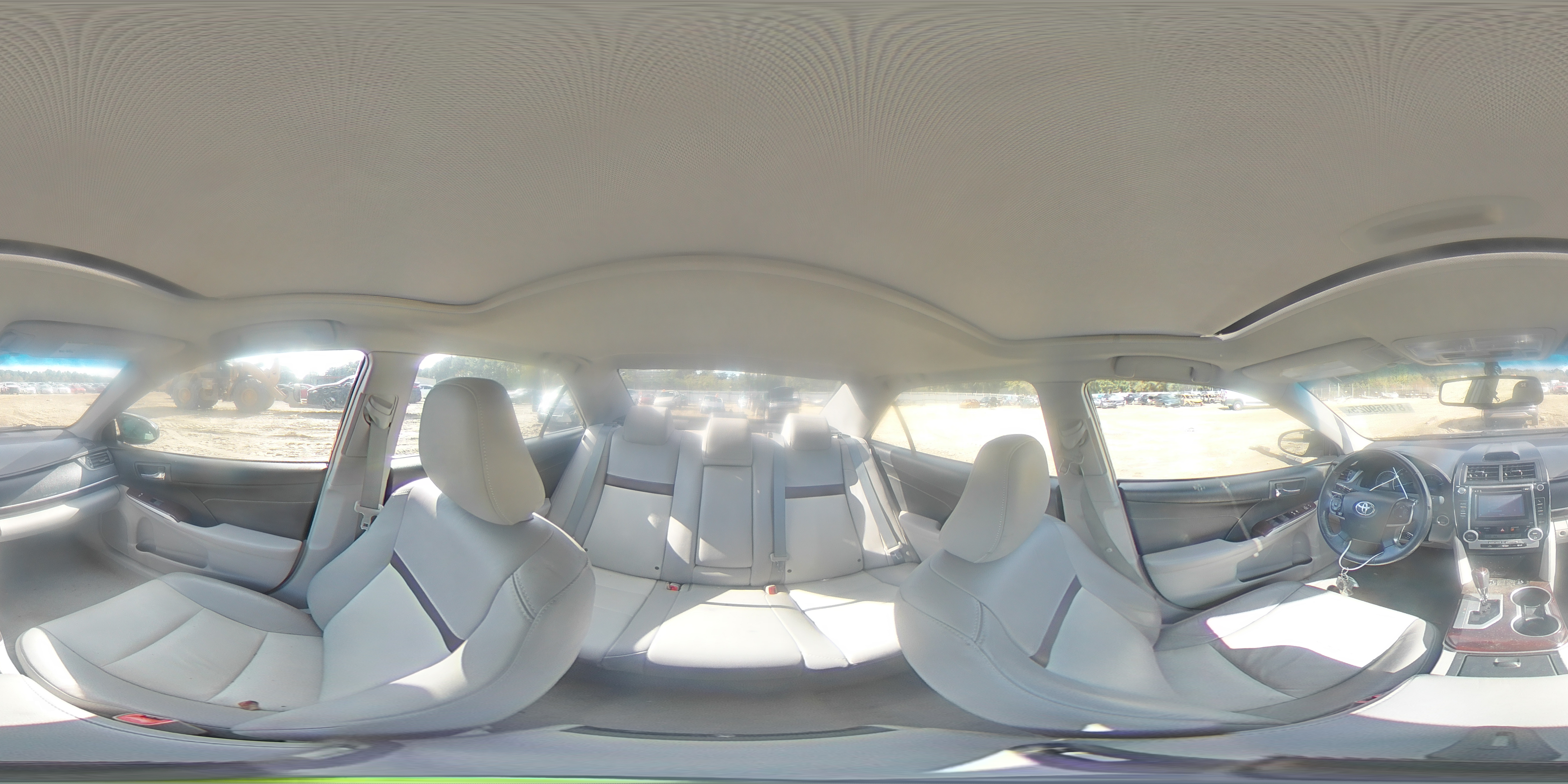 2014 Toyota Camry L VIN: 4T4BF1FK5ER360047 Lot: 81859025