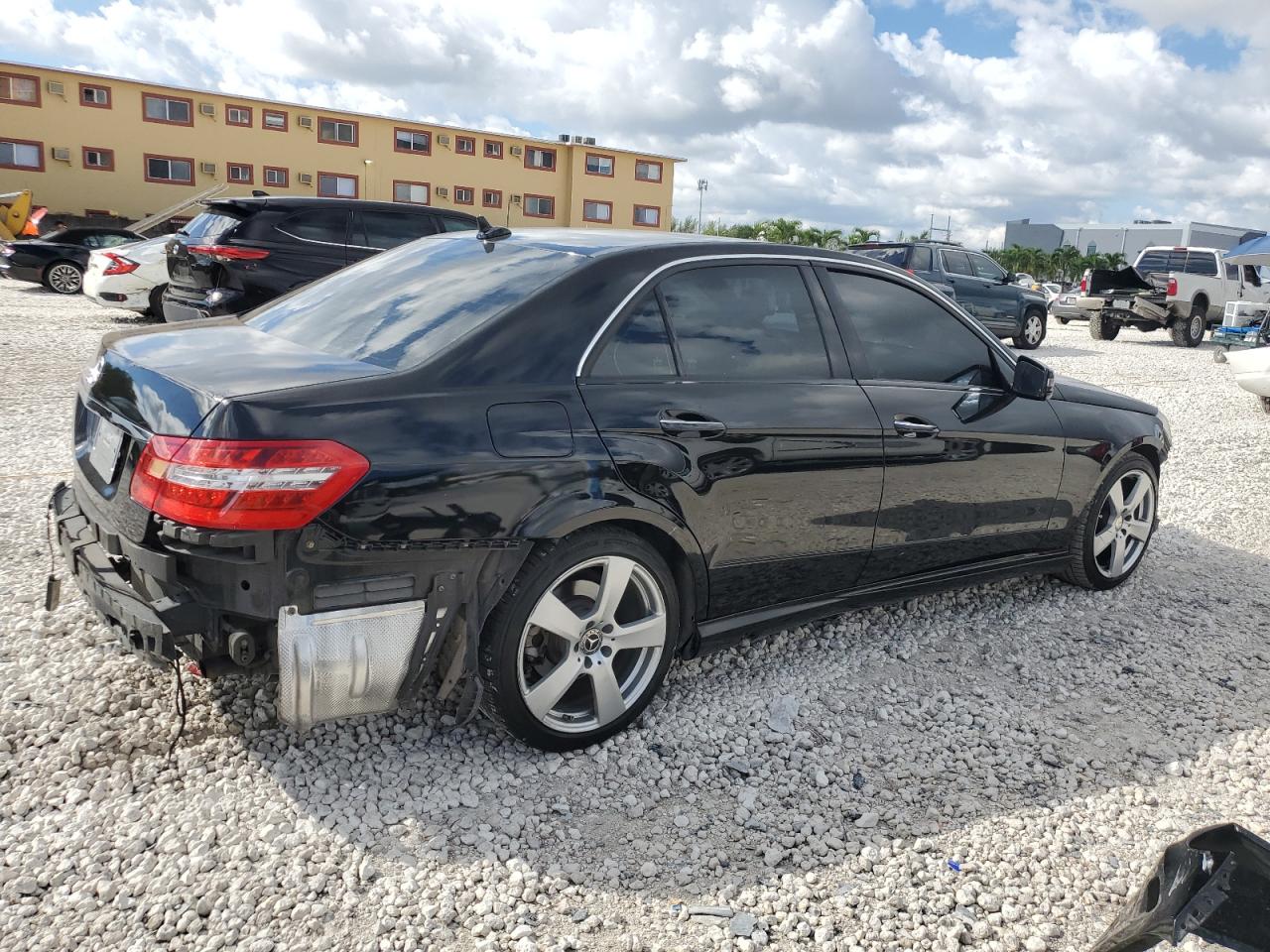 2013 Mercedes-Benz E 350 black null gas WDDHF5KB5DA739724 photo #4