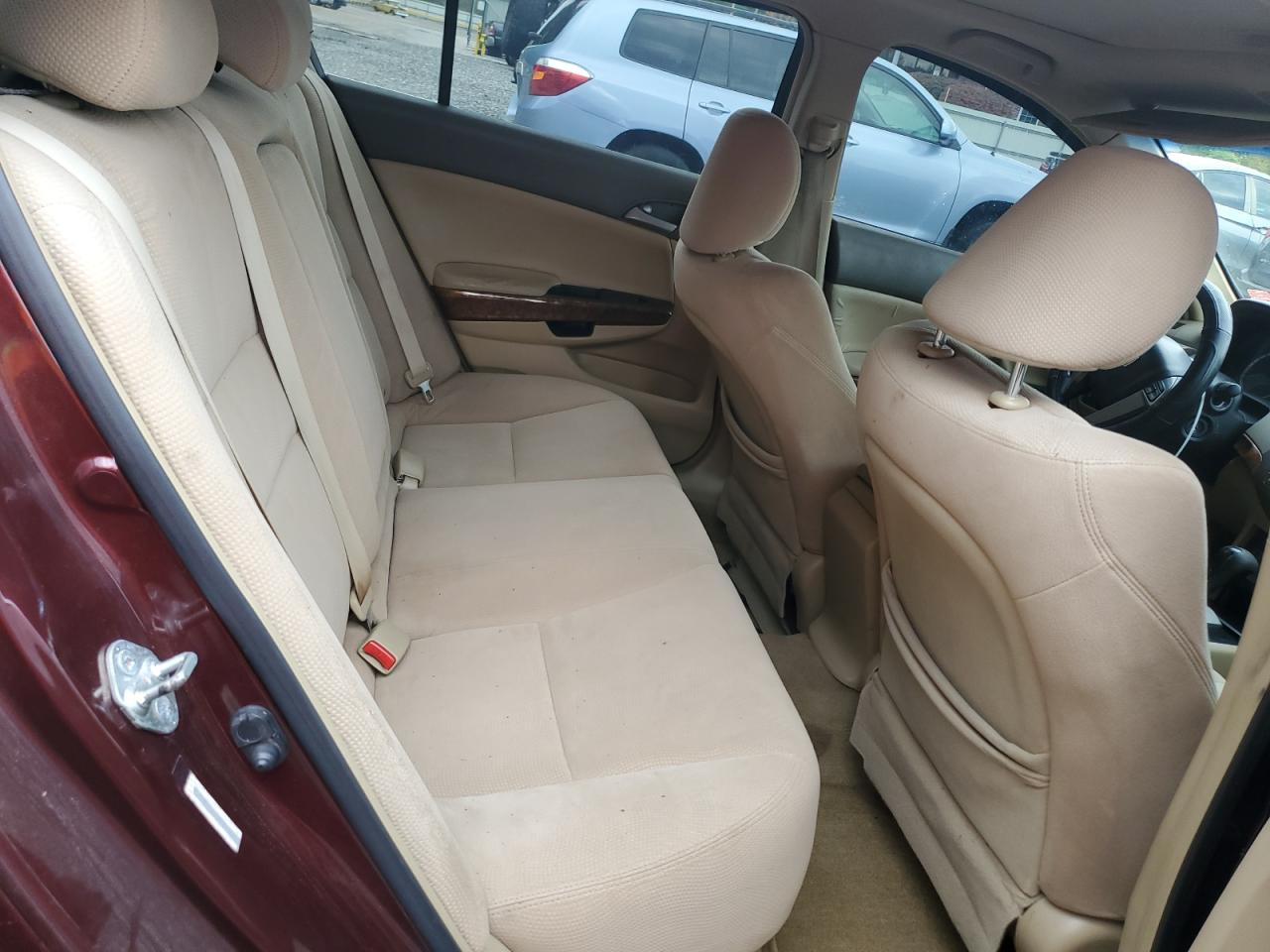 2008 Honda Accord Ex VIN: JHMCP26738C072845 Lot: 84900385