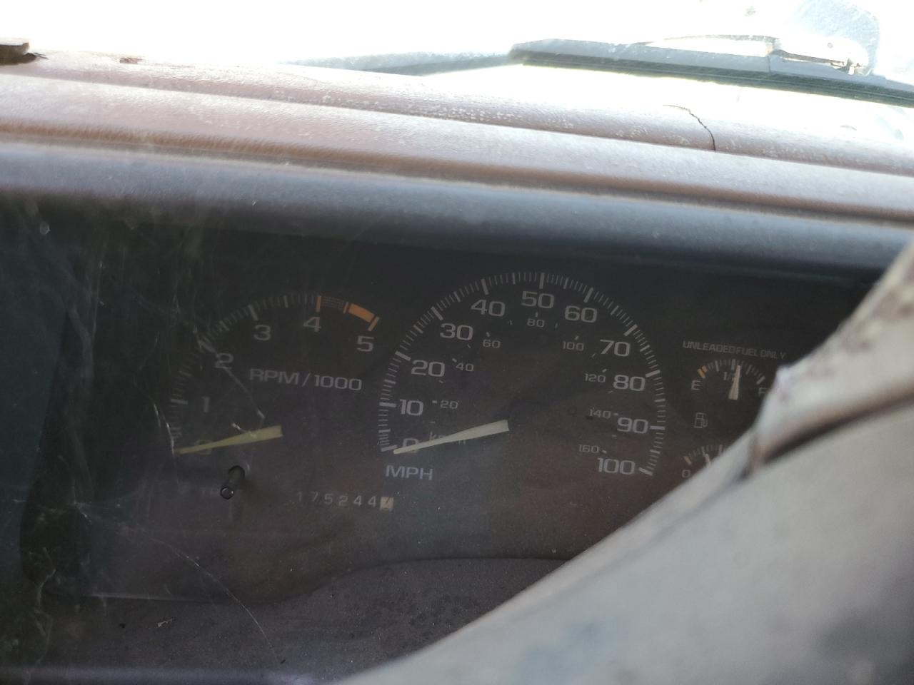 1995 Chevrolet Gmt-400 K1500 VIN: 2GCEK19K8S1224652 Lot: 85121065