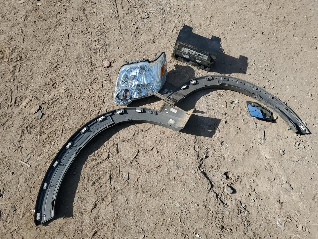 2006 Ford Explorer Xlt VIN: 1FMEU73E06UA29151 Lot: 84748895