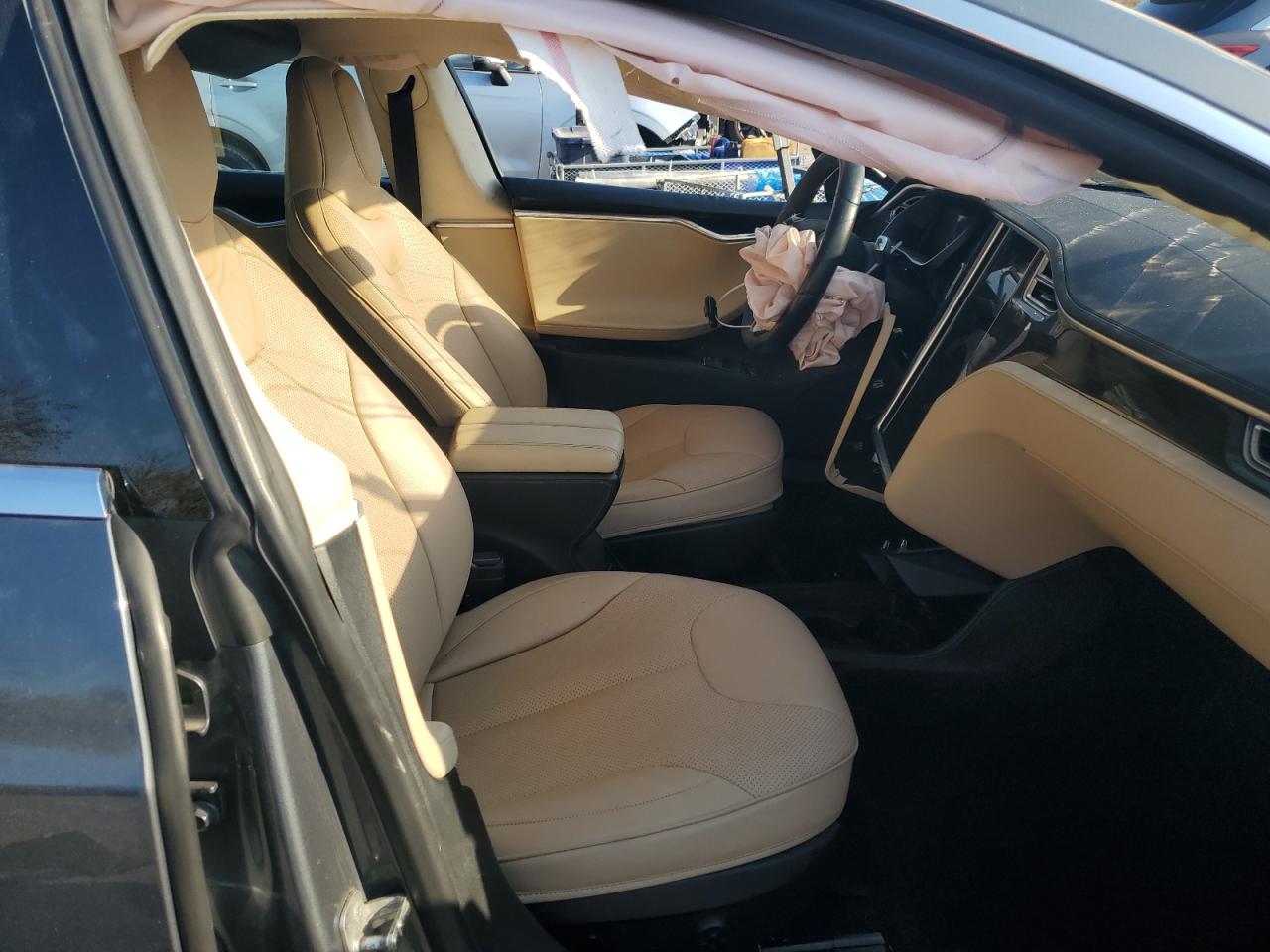 2014 Tesla Model S VIN: 5YJSA1H16EFP40203 Lot: 86806225