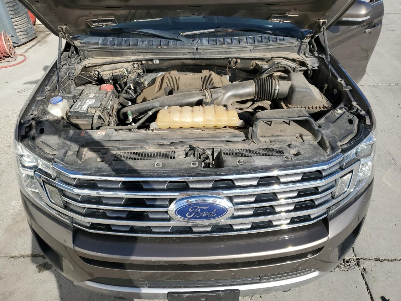 2018 Ford Expedition Xlt VIN: 1FMJU1JT3JEA30472 Lot: 84970405