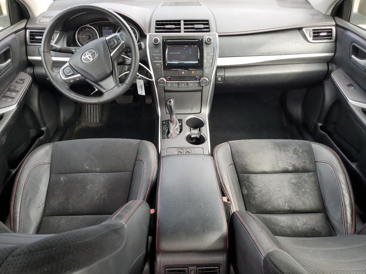 2015 Toyota Camry Le VIN: 4T1BF1FK3FU100533 Lot: 68063565