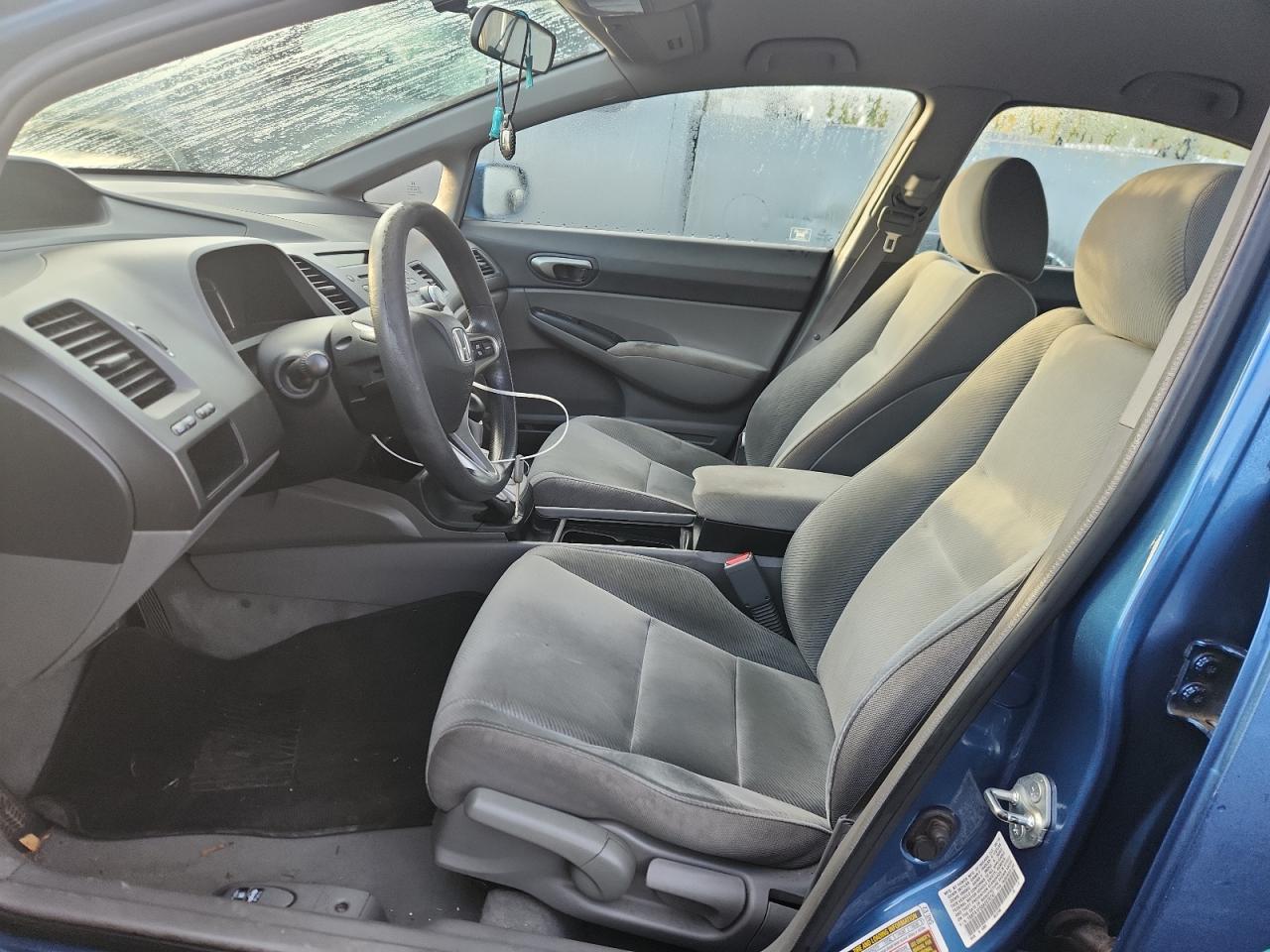 2010 Honda Civic Lx VIN: 19XFA1F55AE070747 Lot: 82320955