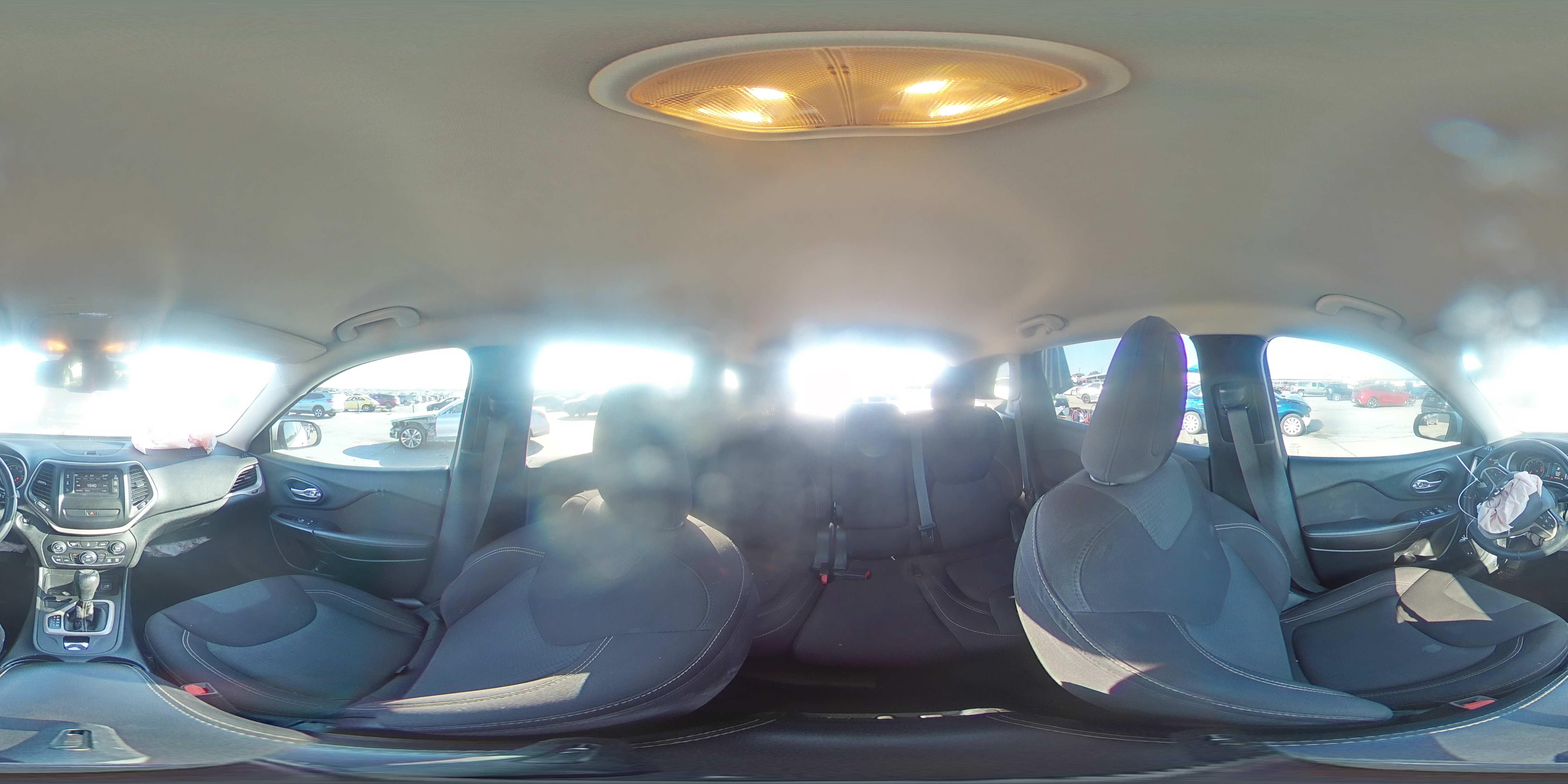 2016 Jeep Cherokee Latitude VIN: 1C4PJLCB9GW373927 Lot: 82410185