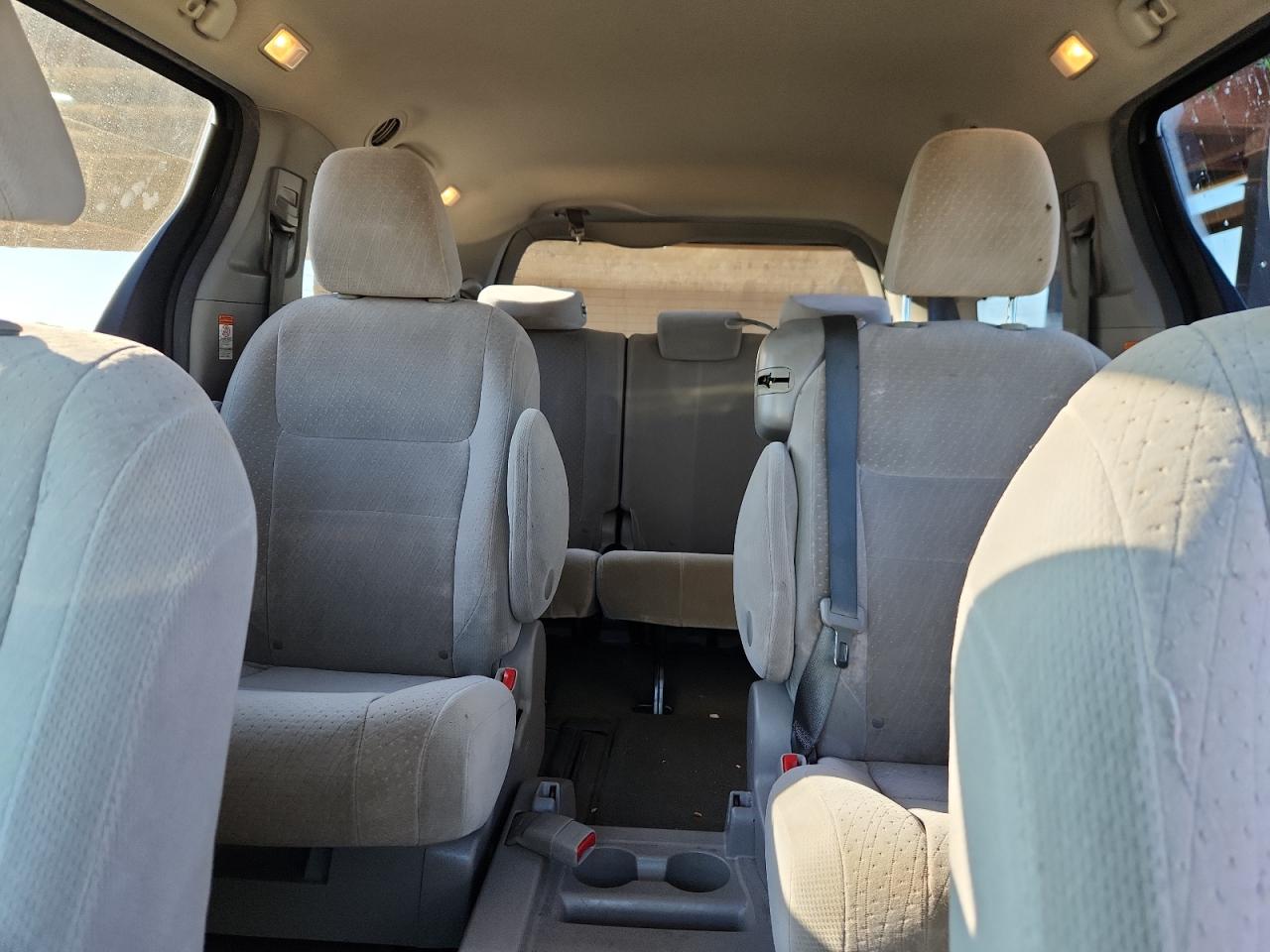 2015 Toyota Sienna Le VIN: 5TDKK3DC5FS532682 Lot: 86301445