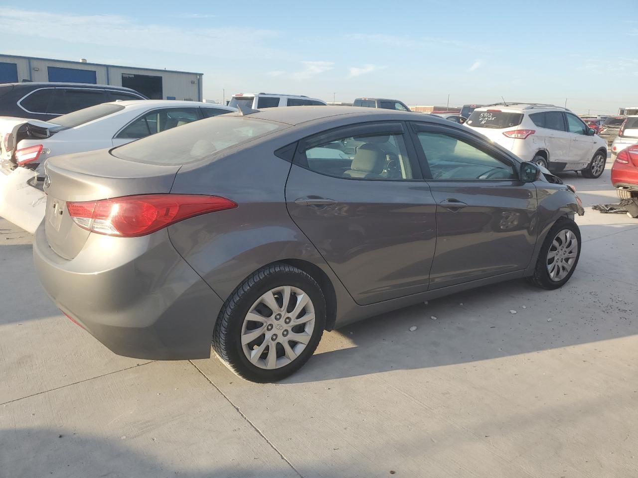 2013 Hyundai Elantra Gls silver null gas 5NPDH4AE0DH220145 photo #4
