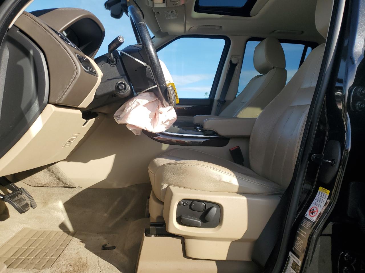 2011 Land Rover Range Rover Sport Lux VIN: SALSK2D44BA270110 Lot: 82499735