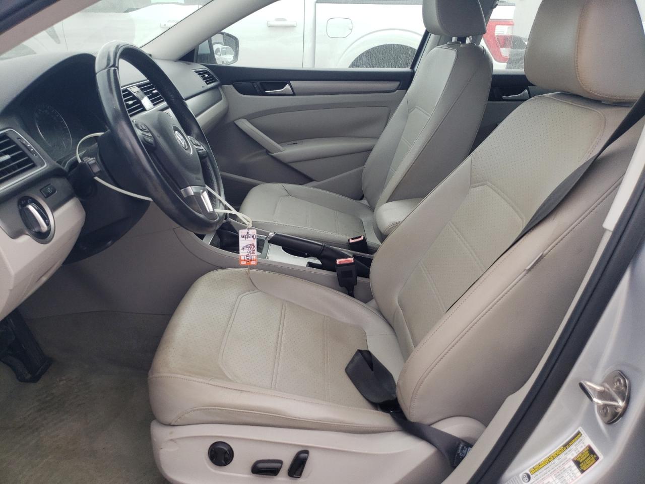 2015 Volkswagen Passat Se VIN: 1VWBS7A34FC021619 Lot: 82453485