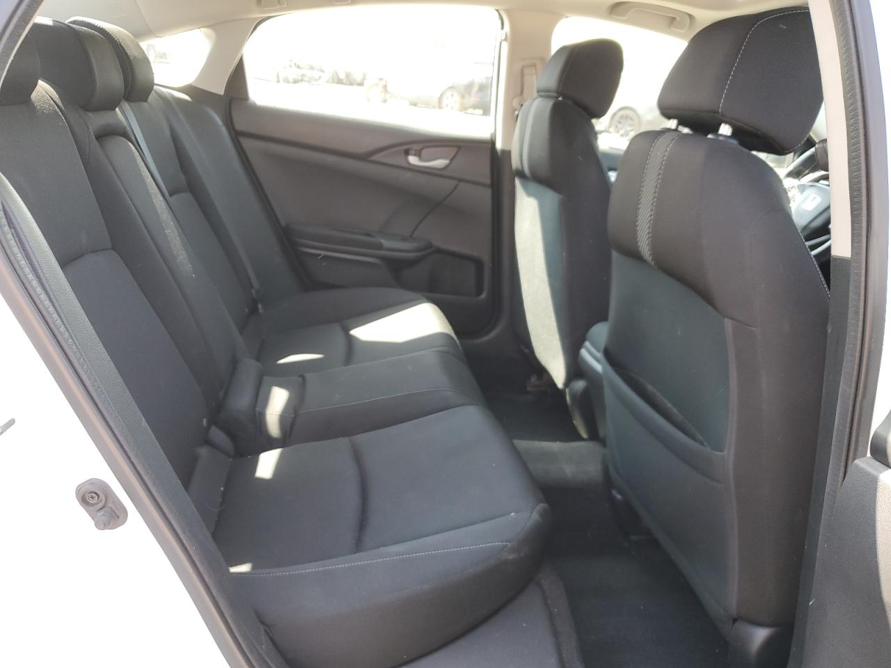 2018 Honda Civic Ex VIN: 2HGFC2F72JH502556 Lot: 82306265