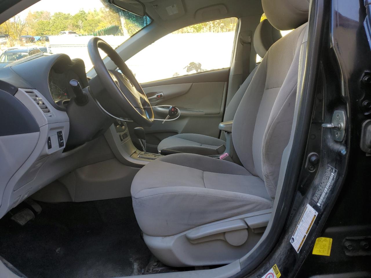 2011 Toyota Corolla Base VIN: JTDBU4EE7BJ106550 Lot: 85812115