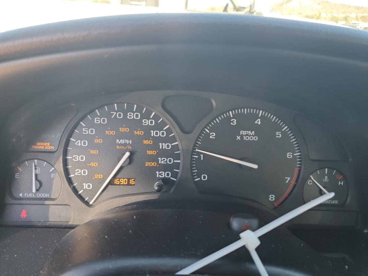 2000 Saturn Sl2 VIN: 1G8ZK5273YZ231047 Lot: 82413965