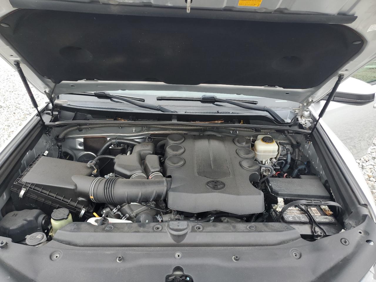 2015 Toyota 4Runner Sr5 VIN: JTEZU5JR2F5094458 Lot: 82358585