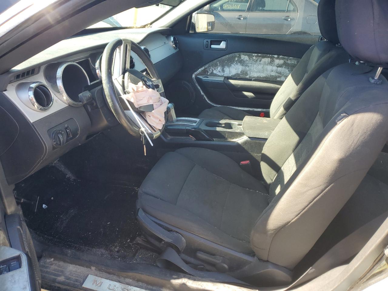 2006 Ford Mustang VIN: 1ZVHT80N265181910 Lot: 86804555