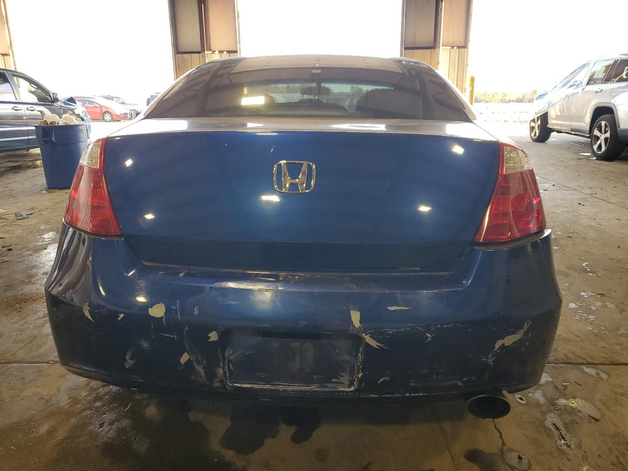 2010 Honda Accord Ex VIN: 1HGCS1B70AA017904 Lot: 84624505