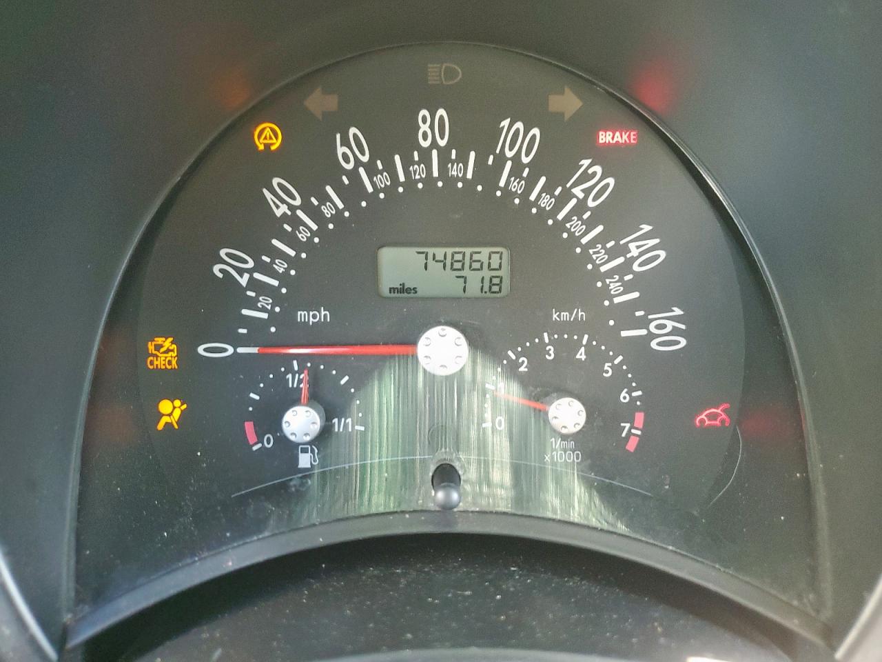 2004 Volkswagen New Beetle Gls VIN: 3VWCD31Y54M338517 Lot: 85913105