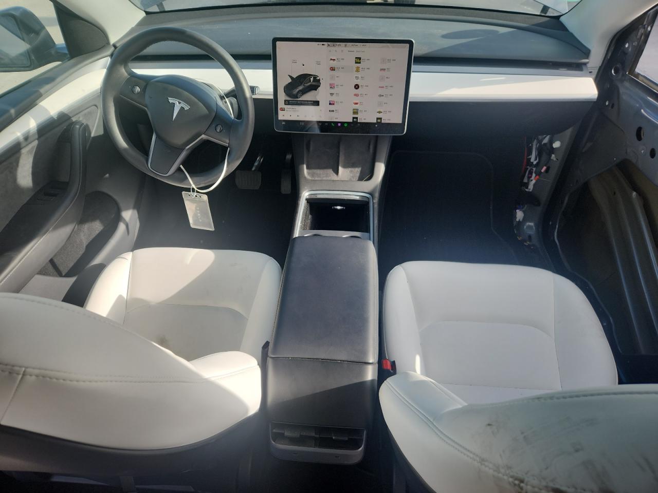 2023 Tesla Model Y VIN: 7SAYGDEE9PA177409 Lot: 82331145