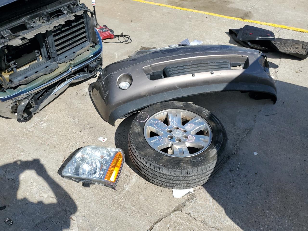 2011 GMC Yukon Slt VIN: 1GKS2CE05BR281969 Lot: 84185625