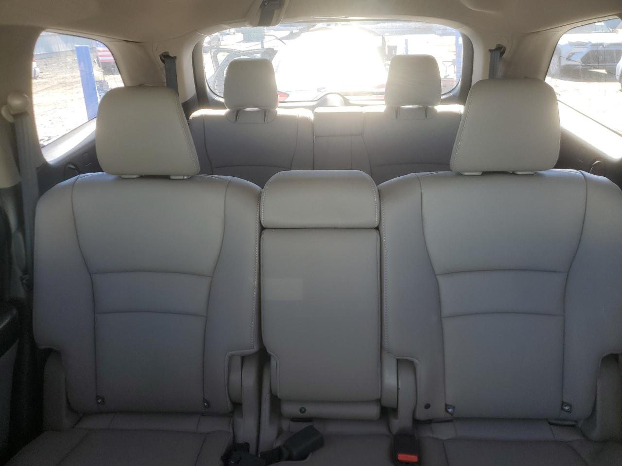 2016 Honda Pilot Touring VIN: 5FNYF6H97GB042572 Lot: 85757245