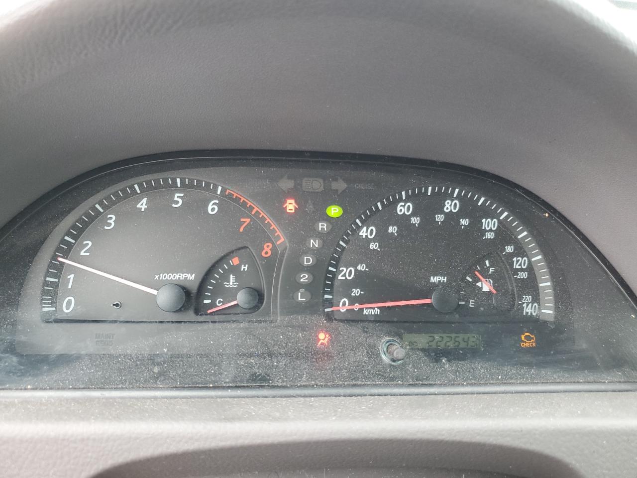 2004 Toyota Camry Le VIN: 4T1BE30K14U915110 Lot: 82269235