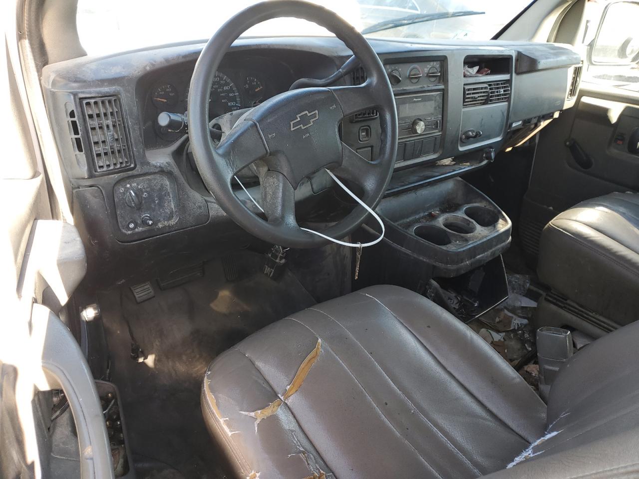 2005 Chevrolet Express G1500 VIN: 1GCFG15X351255373 Lot: 89558455