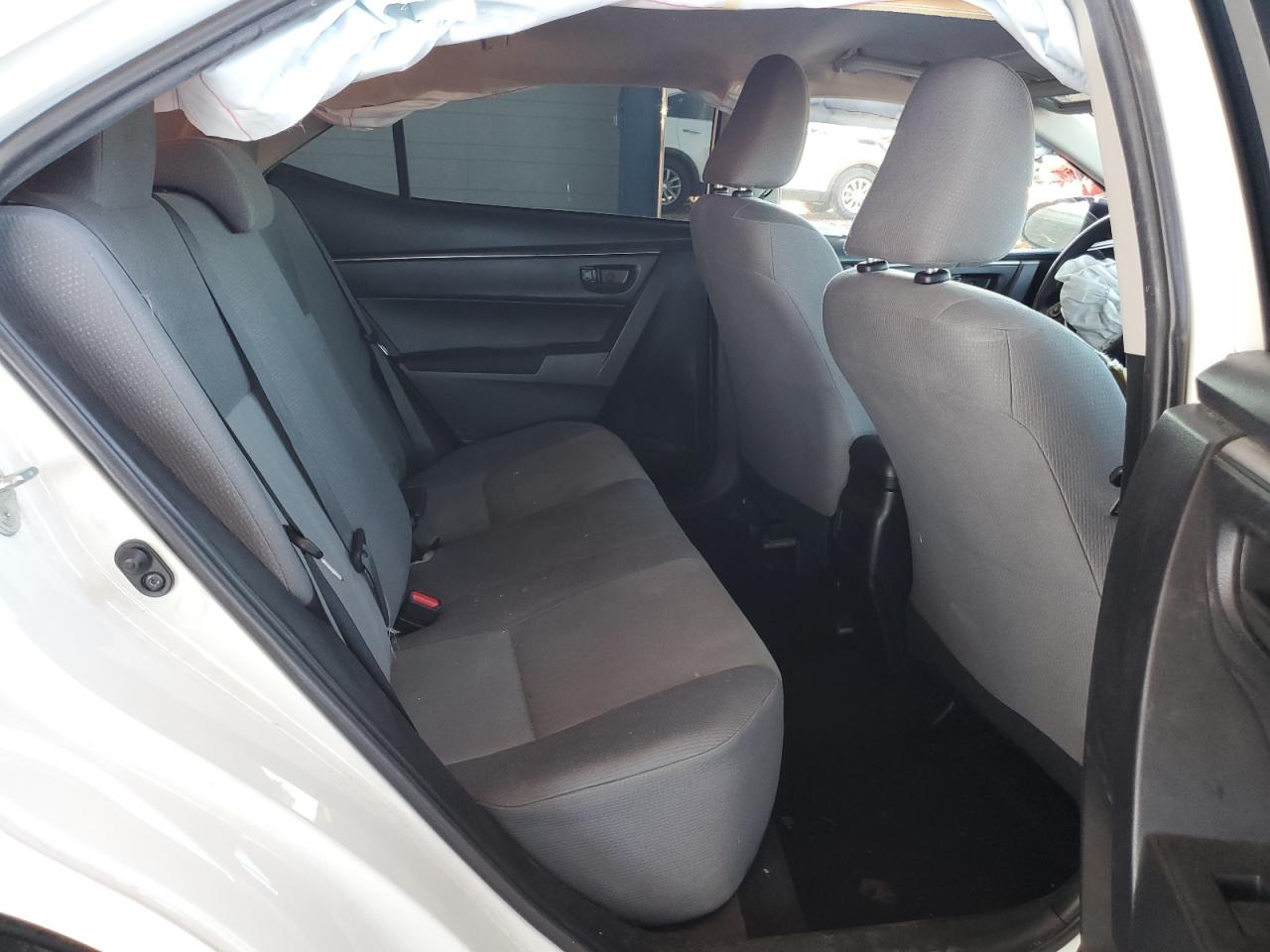 2016 Toyota Corolla L VIN: 5YFBURHE6GP384884 Lot: 82179045