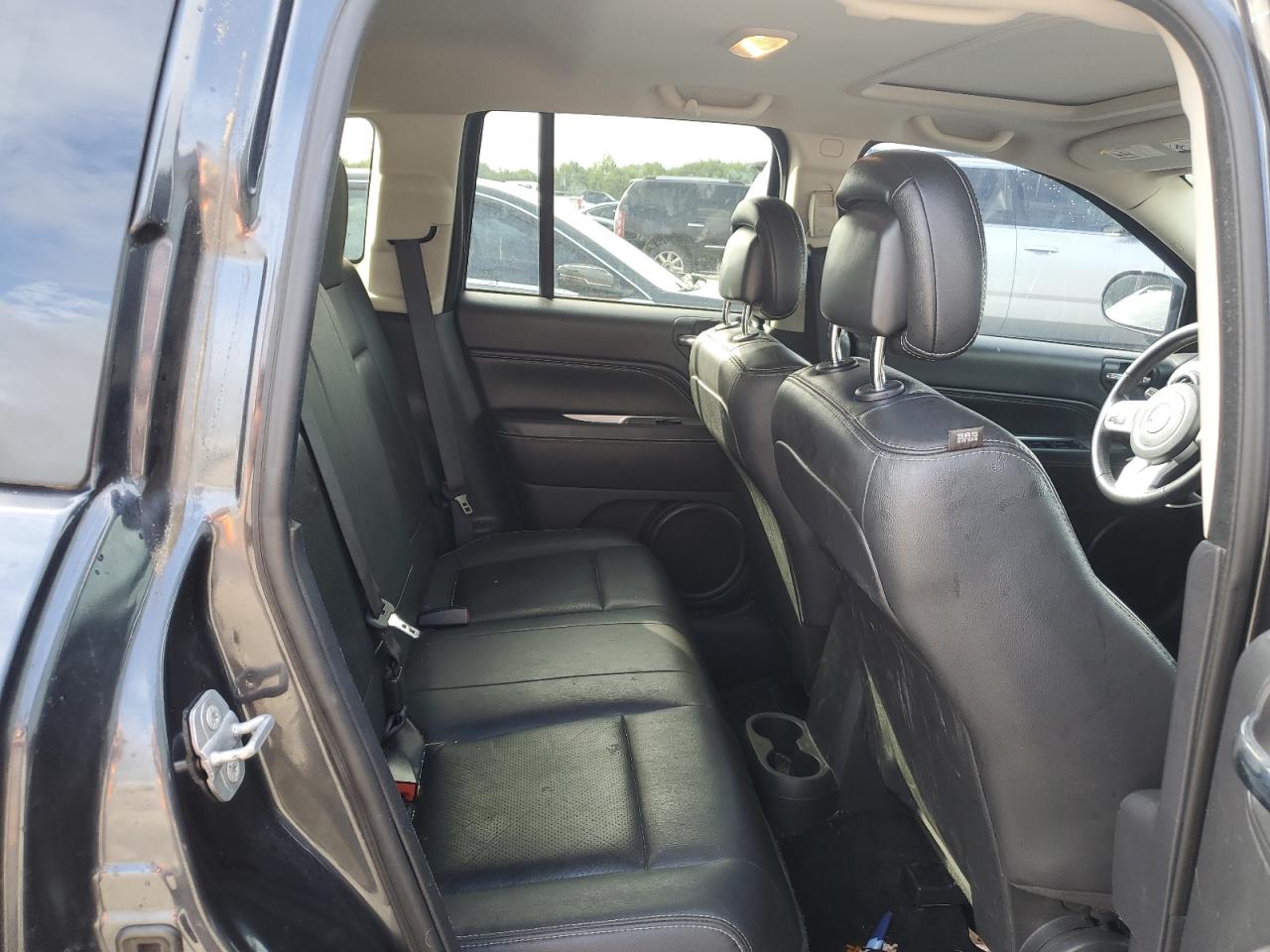 2015 Jeep Compass Latitude VIN: 1C4NJDEB8FD163162 Lot: 82296965