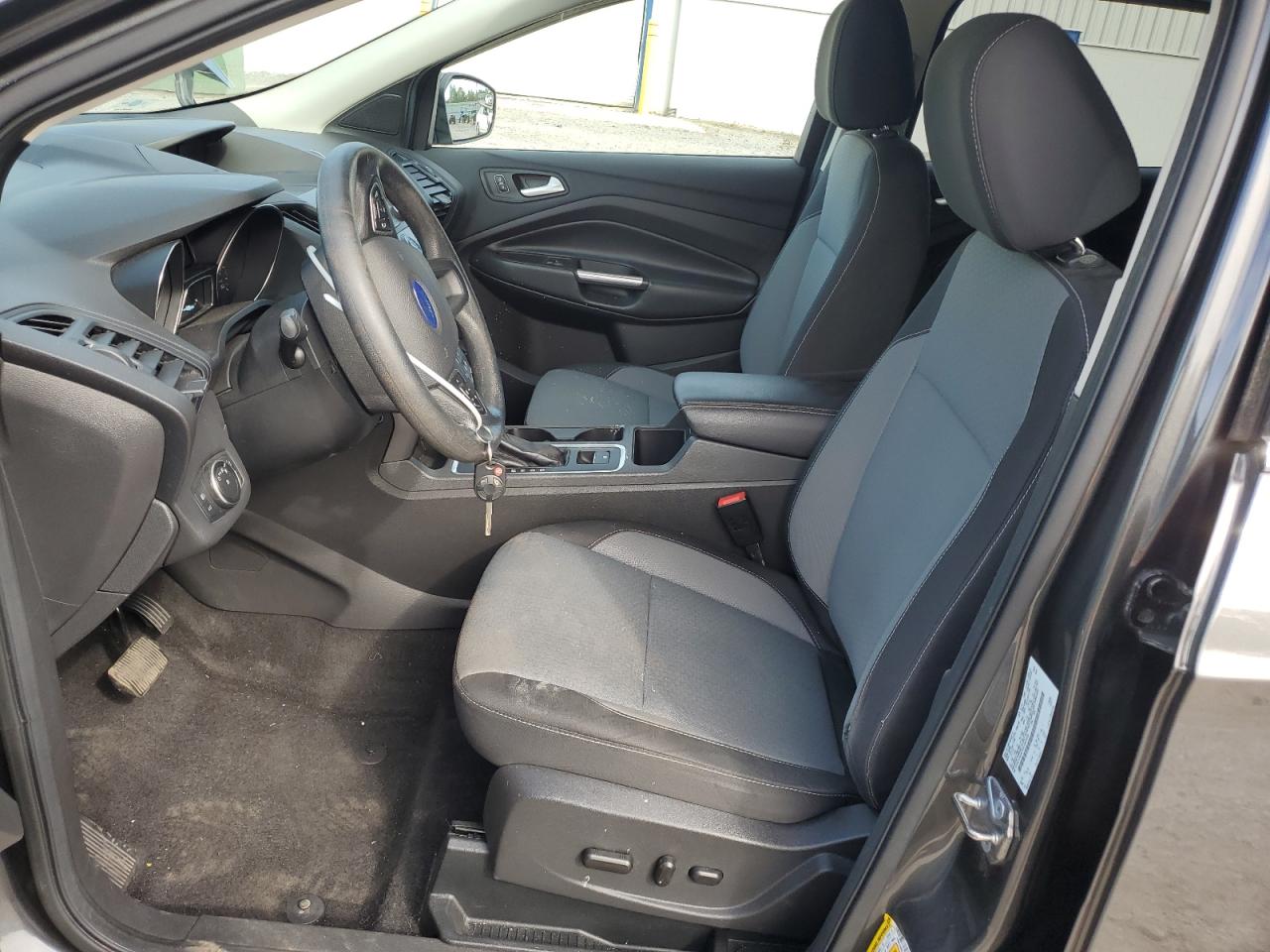 2017 Ford Escape Se VIN: 1FMCU9GD3HUE67055 Lot: 81980165