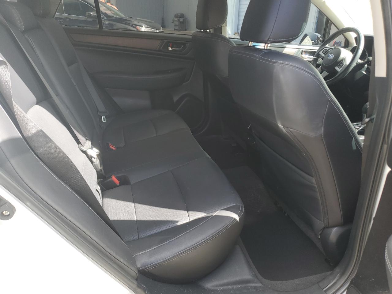 2017 Subaru Outback 2.5I Limited VIN: 4S4BSANCXH3383933 Lot: 86148245