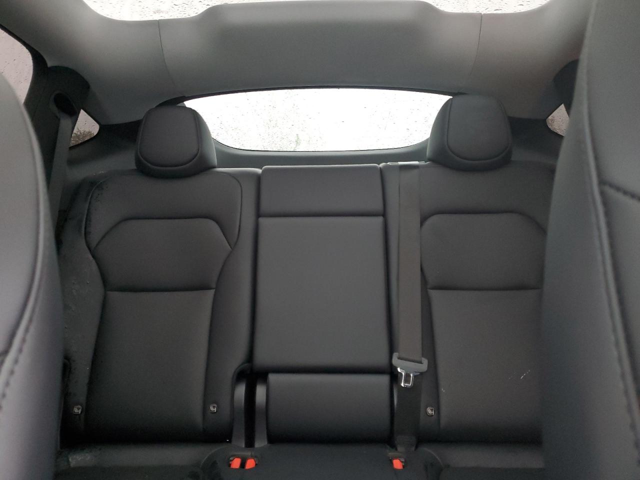 2026 Tesla Model Y VIN: 7SAYGDED7TF404729 Lot: 85941815