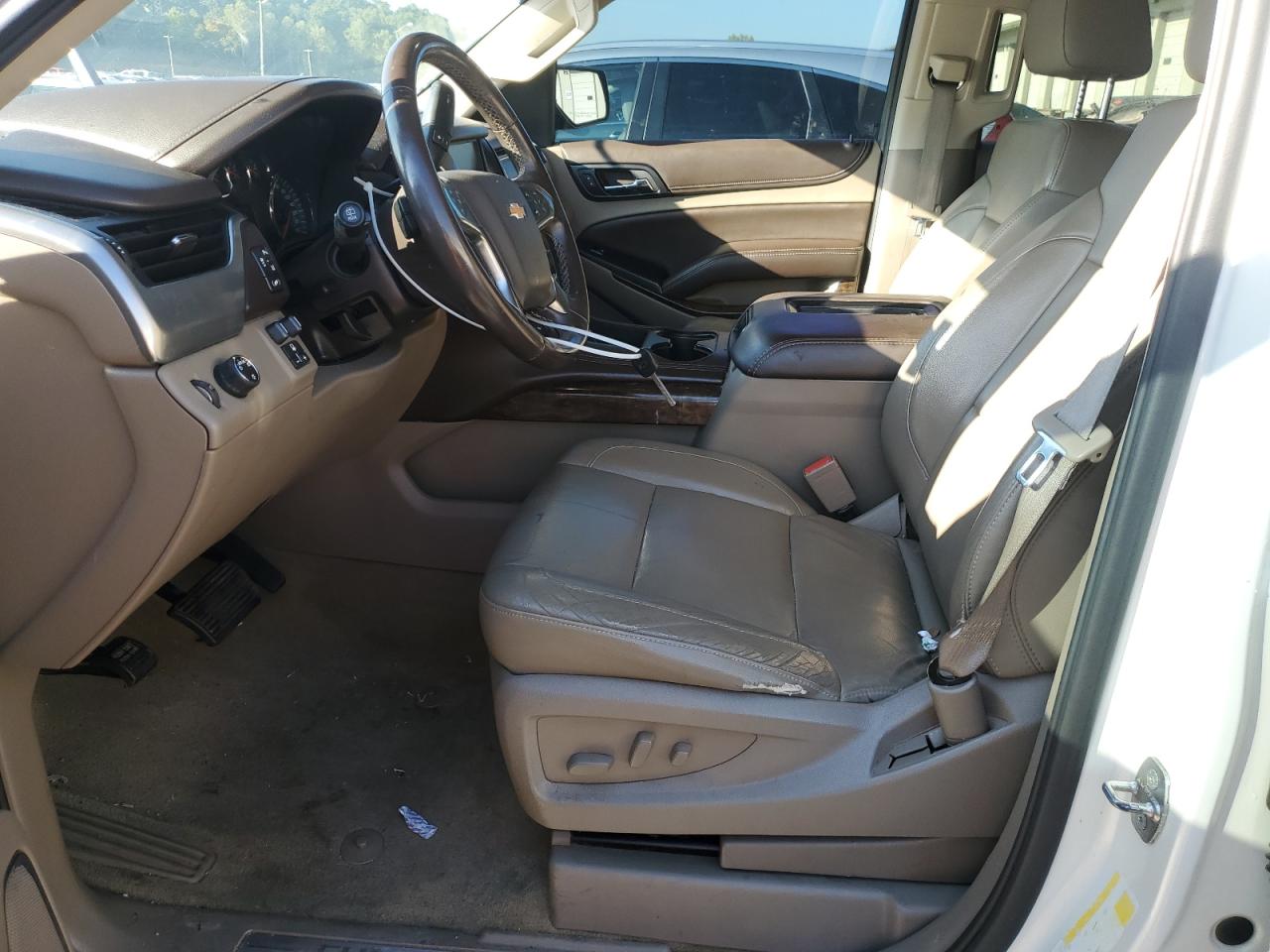 2015 Chevrolet Tahoe C1500 Lt VIN: 1GNSCBKC5FR728878 Lot: 84791795