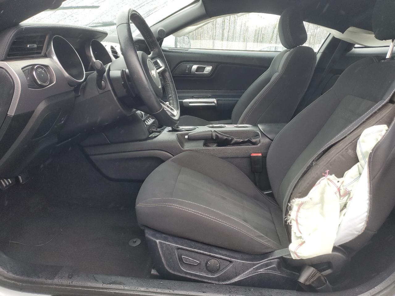 2020 Ford Mustang VIN: 1FA6P8TH6L5100526 Lot: 82256175