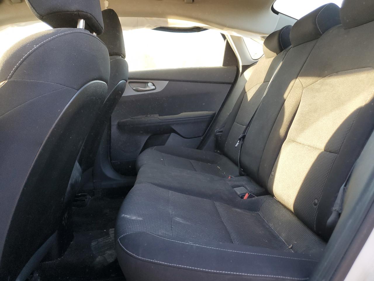 2019 Kia Forte Fe VIN: 3KPF24AD7KE044424 Lot: 86704675