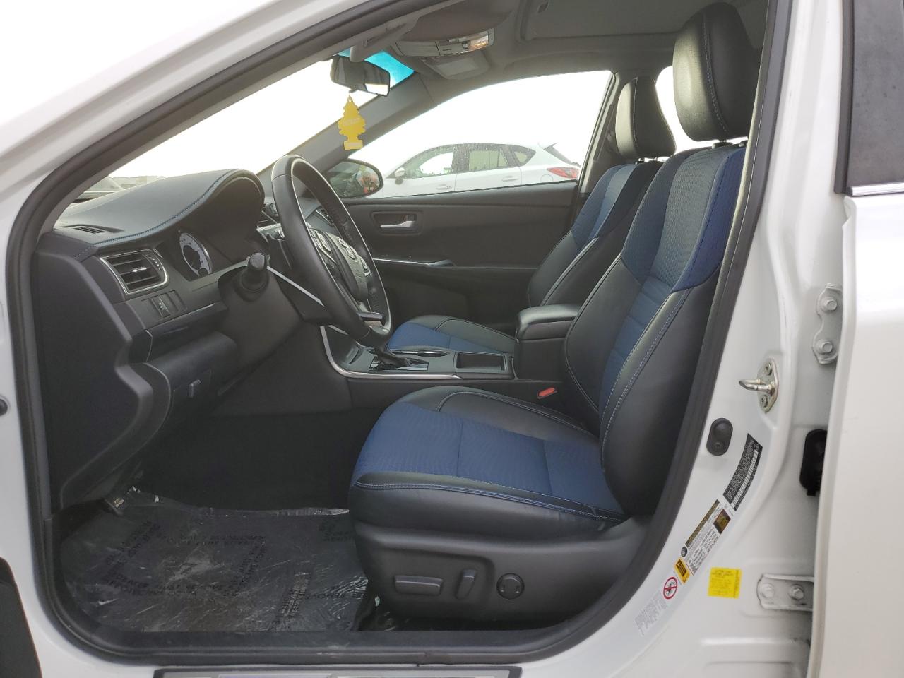 2016 Toyota Camry Le VIN: 4T1BF1FK0GU189513 Lot: 86122335