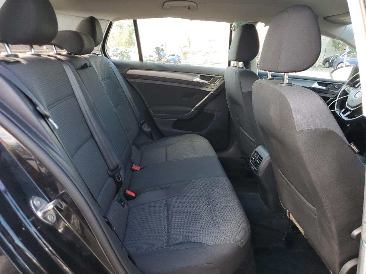 2018 Volkswagen E-Golf Se VIN: WVWKR7AU4JW907244 Lot: 85328045