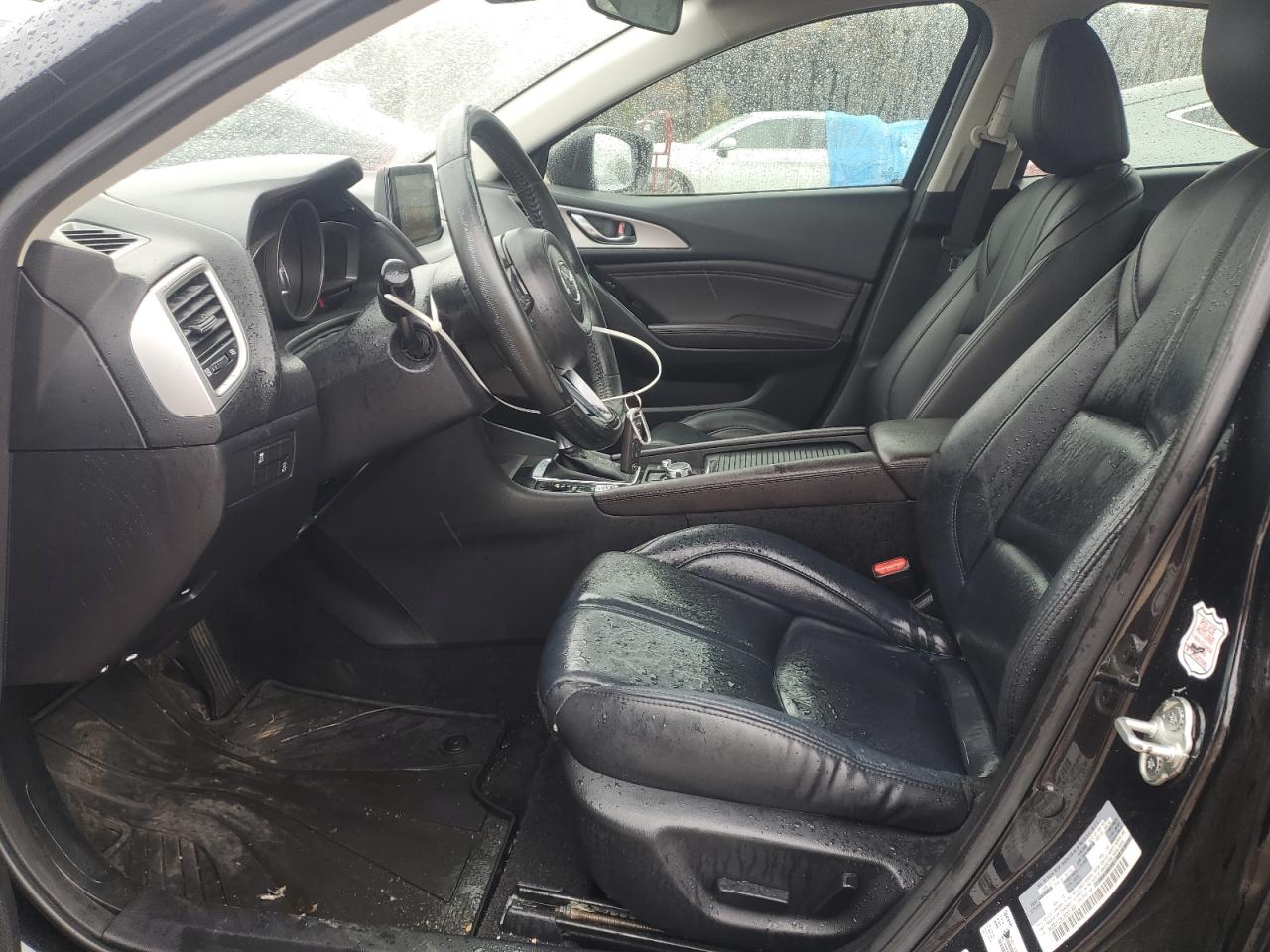 2018 Mazda 3 Touring VIN: 3MZBN1V35JM201388 Lot: 82749705